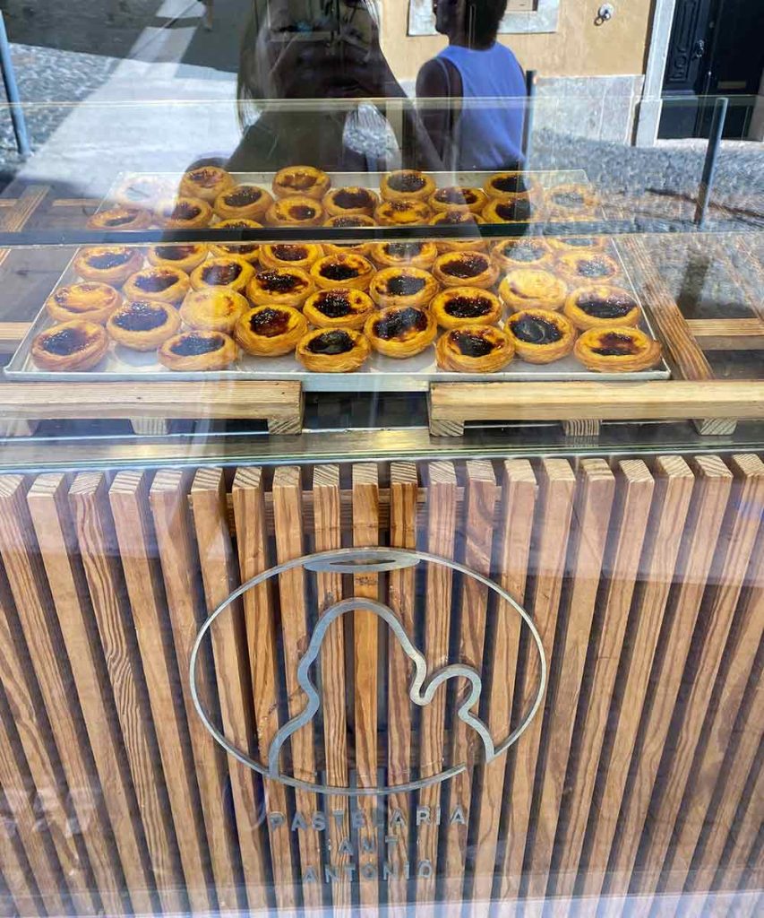 pasteis de nata in lisbon