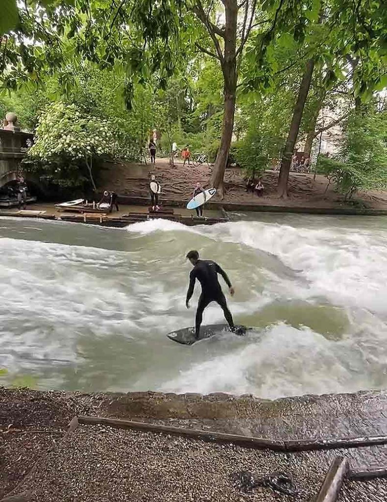 eisbach river munich