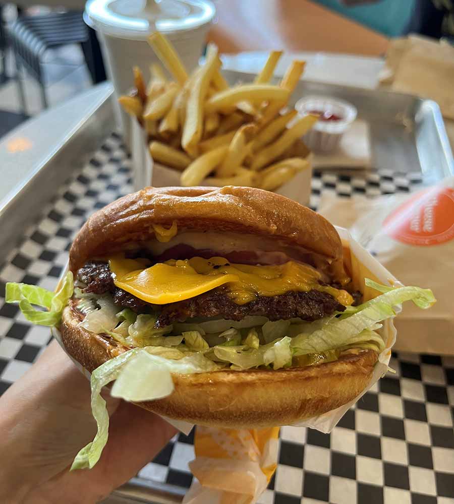 restaurants in victoria burger crush